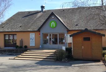 Campanile Rodez has Balcony rooms