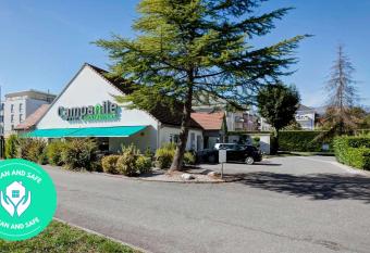 Campanile Gen  ve - Ferney-Voltaire allows 18 year olds to book a room