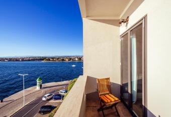 Luxury Residence Zadar allows 18 year olds to book a room