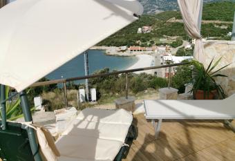 Apartment Carpe Diem 1 has Balcony rooms