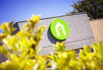 Campanile Bordeaux Sud Hopital Haut Leveque - Pessac allows 18 year olds to book a room