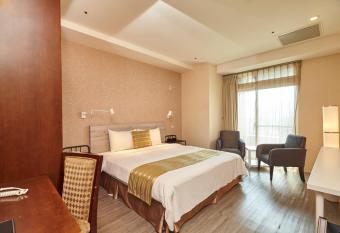 9 Hotel has Balcony rooms