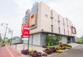 OYO 871 Aira Costel allows 18 year olds to book a room