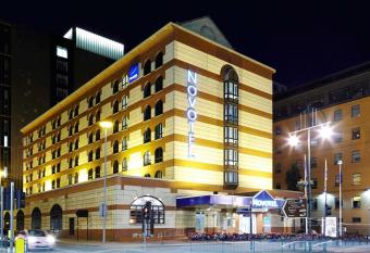 Novotel Birmingham Centre allows 18 year olds to book a room