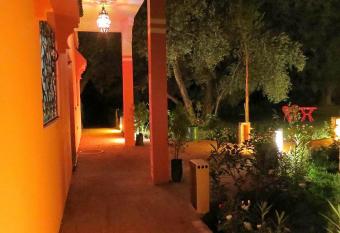 Moorish House has rooms with a private hot tub