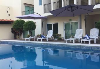 Hotel Sofia Suites Veracruz allows 18 year olds to book a room