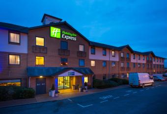 Holiday Inn Express Swansea East, an IHG Hotel allows 18 year olds to book a room