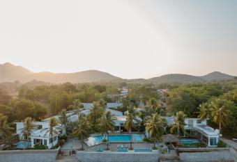 Minitel By The Sea - Pranburi has Balcony rooms