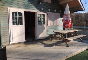 C  mping l Alguer has rooms with a private hot tub