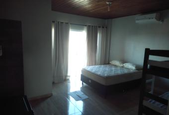 Apartamentos Penha Sc allows 18 year olds to book a room