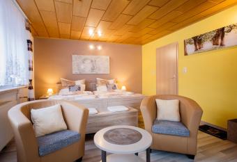 Boxis Ferienhaus has Balcony rooms