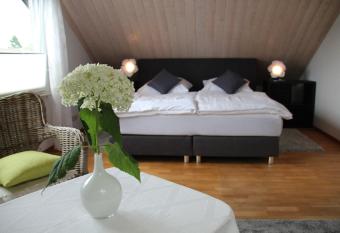 Ferienwohnung Stadtgrenze allows 18 year olds to book a room