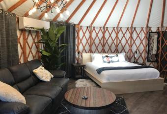 Escalante Yurts - Luxury Lodging has Balcony rooms
