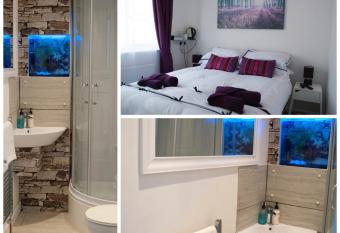 Richmond House has Balcony rooms