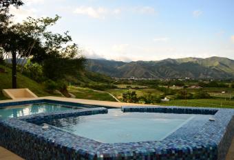 Finca Los Vinedos de Galilea has Balcony rooms