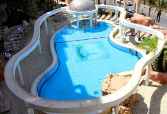 Sunset apartment s Residence du Golf has Balcony rooms