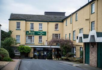 Ivy Bush Royal Hotel by Compass Hospitality allows 18 year olds to book a room