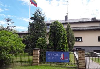 Jole has Balcony rooms