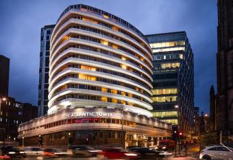 Mercure Liverpool Atlantic Tower Hotel allows 18 year olds to book a room