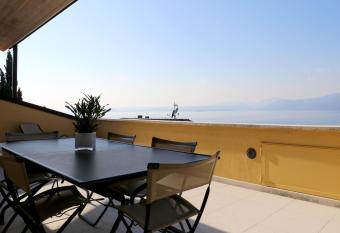A Casa di Emy, Lago di Garda has Balcony rooms
