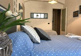 RighePois has Smoking/Balcony rooms