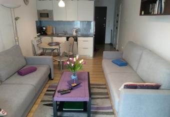 Apartament Morskie Polanki allows 18 year olds to book a room