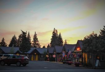 Gannett Peak Lodge has Balcony rooms