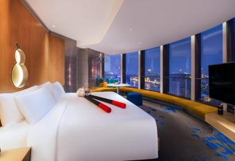 W Shanghai - The Bund has rooms with a private hot tub