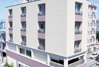 Business Hotel Isesaki Heisei Inn has Smoking rooms