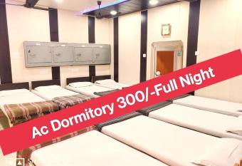 Roop Guest House has Balcony rooms