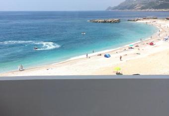 Apartments Sidro has Balcony rooms