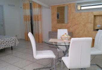 B&B Le Tre Gemme Junior allows 18 year olds to book a room