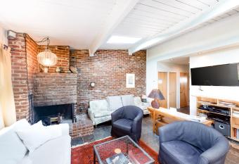 Captain's Quarters has Balcony rooms