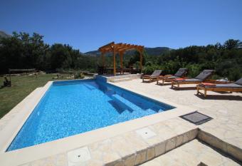 Oak House has Balcony rooms