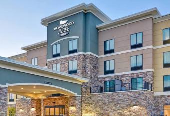 Homewood Suites By Hilton New Hartford Utica has Balcony rooms
