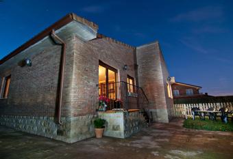 San Mart  n has Balcony rooms