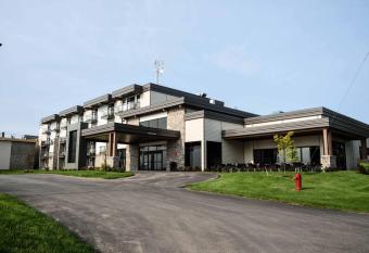 Complexe La cache du Lac Champlain has Balcony rooms