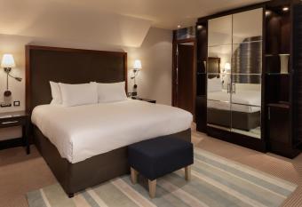 Cambridge Belfry Hotel & Spa allows 18 year olds to book a room