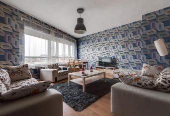 06ev Rental House has Balcony rooms