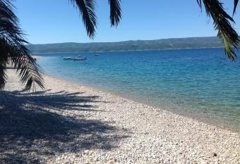 Beach Penthouse Diamond has Balcony rooms