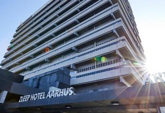 Zleep Hotel Aarhus Viby allows 18 year olds to book a room