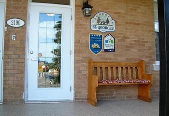 Auberge le StoGeorges allows 18 year olds to book a room