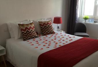 Aveiro White House has Balcony rooms