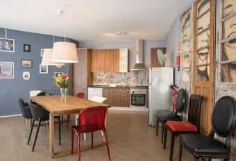 BCharming House has Balcony rooms