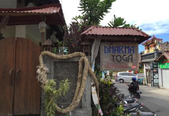Dharma Yoga Homestay dan hostel has Balcony rooms