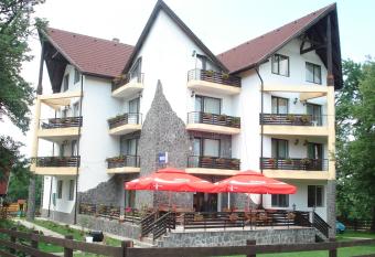 Vila Alisa has Balcony rooms