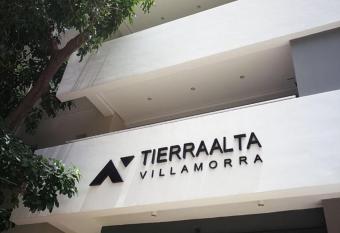 Realty PY Villa Morra allows 18 year olds to book a room