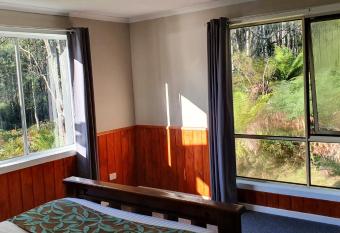 Cradle Alpine Retreat has Balcony rooms