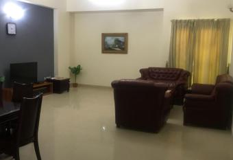 AL Sahab Tower has Balcony rooms