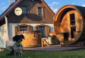 Lesne Domki has Balcony rooms